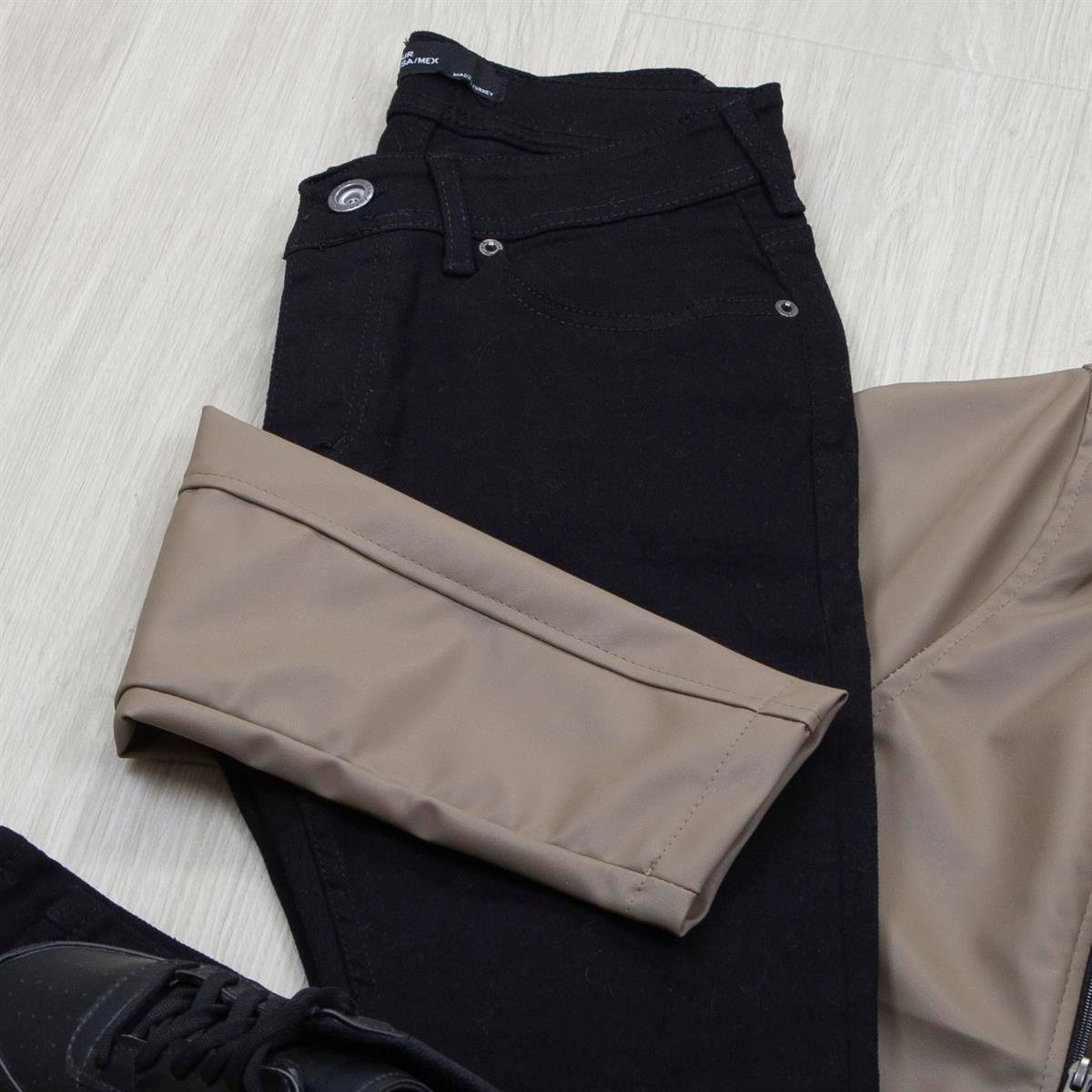 Vizon Deri Ceket Tişört Pantolon Ayakkabı Kombin