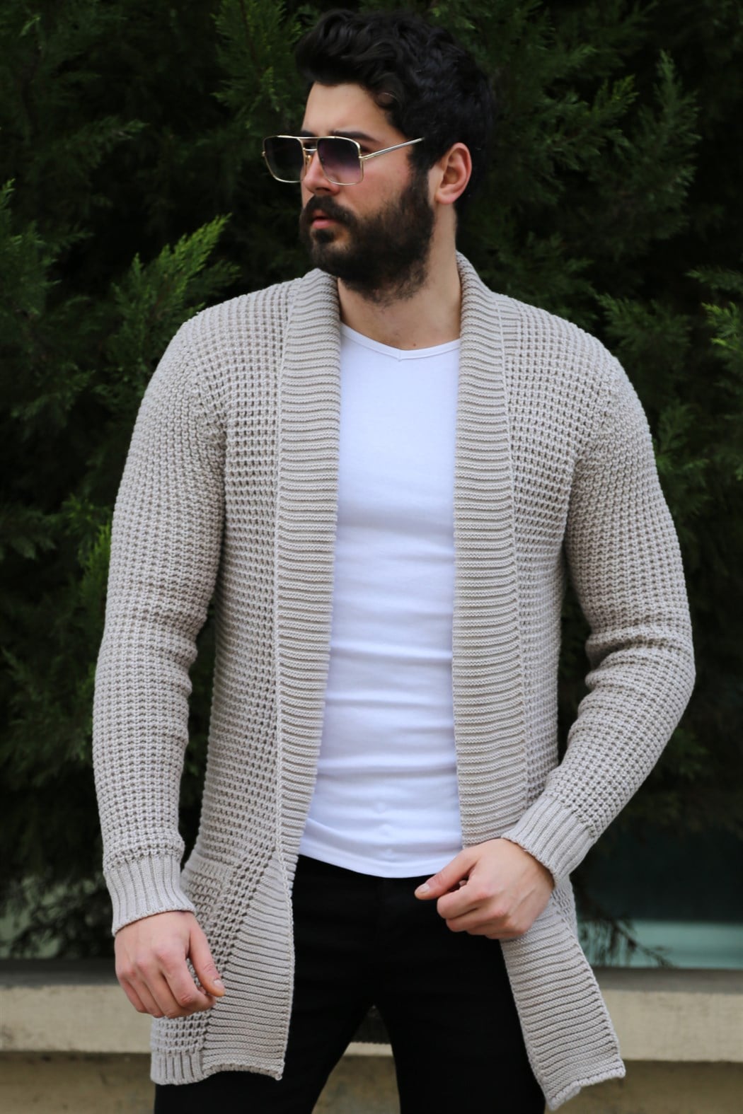 Yakalı Bej Uzun Hırka