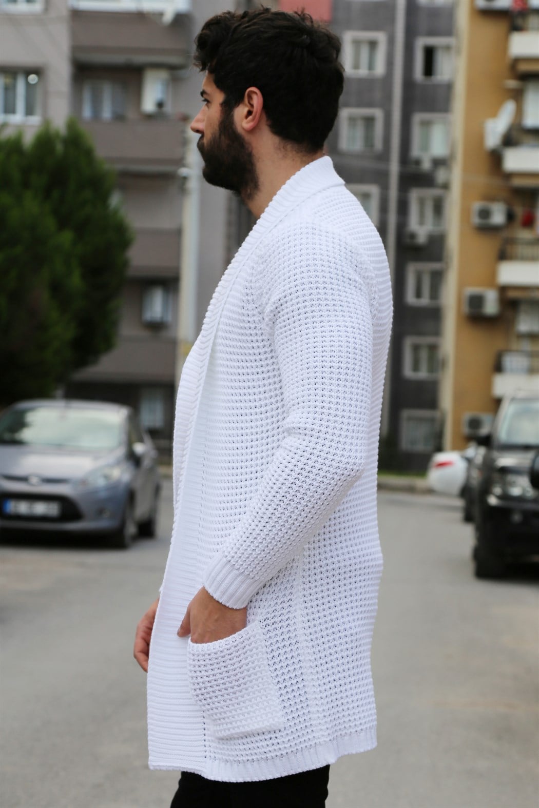 Yakalı Beyaz Uzun Hırka