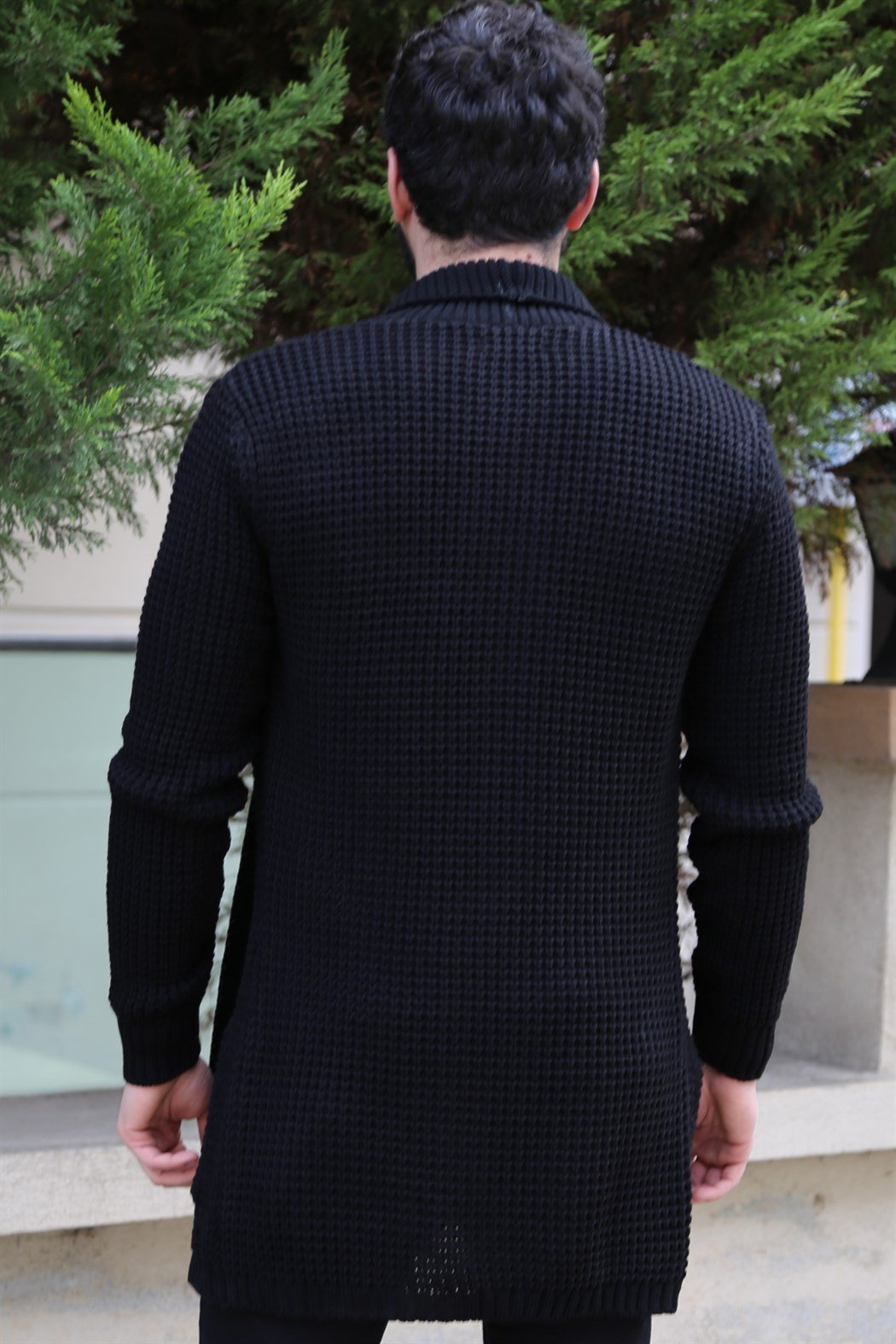 Yakalı Siyah Uzun Hırka