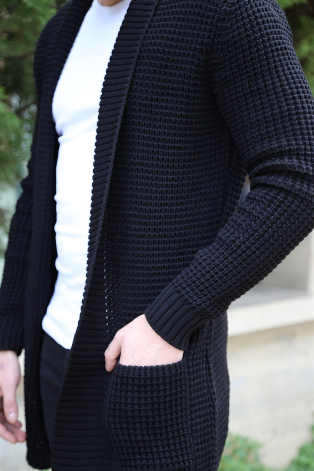 Yakalı Siyah Uzun Hırka