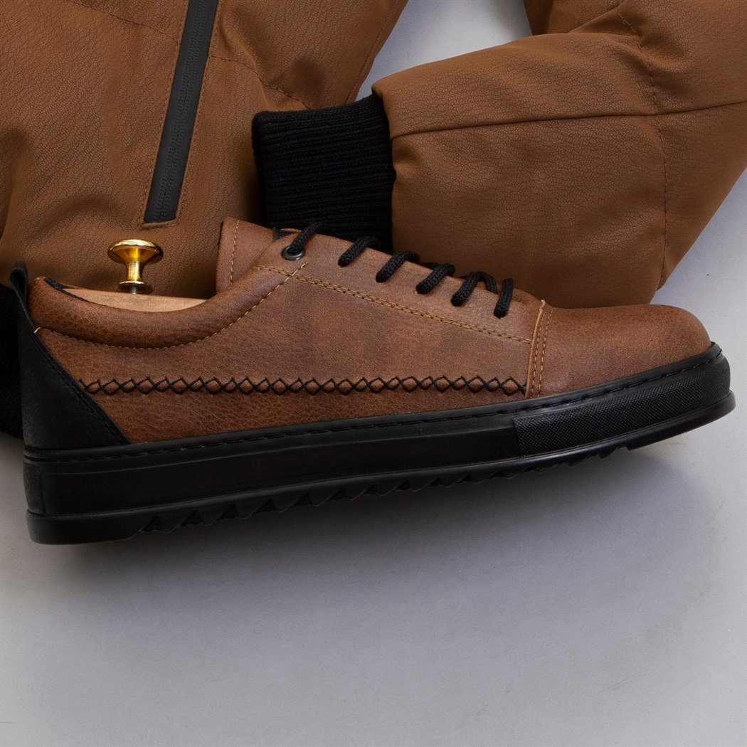 Yakası Kürklü Taba Şişme Mont Kazak Pantolon Ayakkabı Kombin