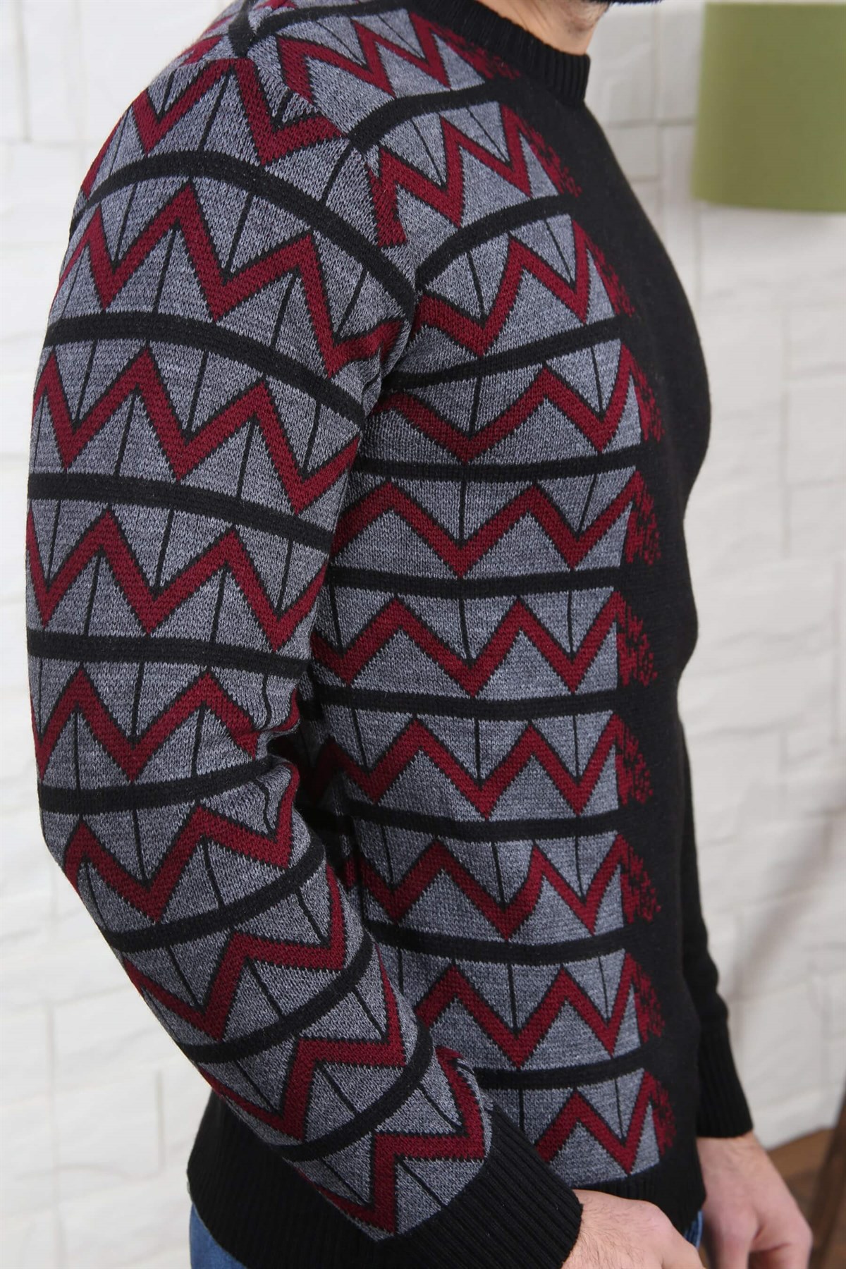 YANI ZİGZAG DESEN BİSİKLET YAKA ERKEK KAZAK SİYAH