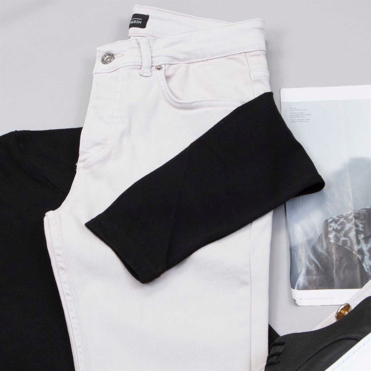 Yarım Boğazlı Body Pantolon Ayakkabı Kombin