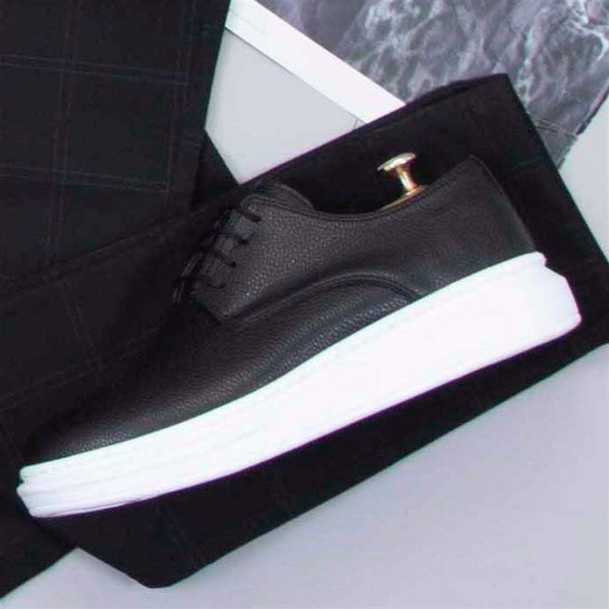 Yarım Boğazlı Body Pantolon Ayakkabı Kombin