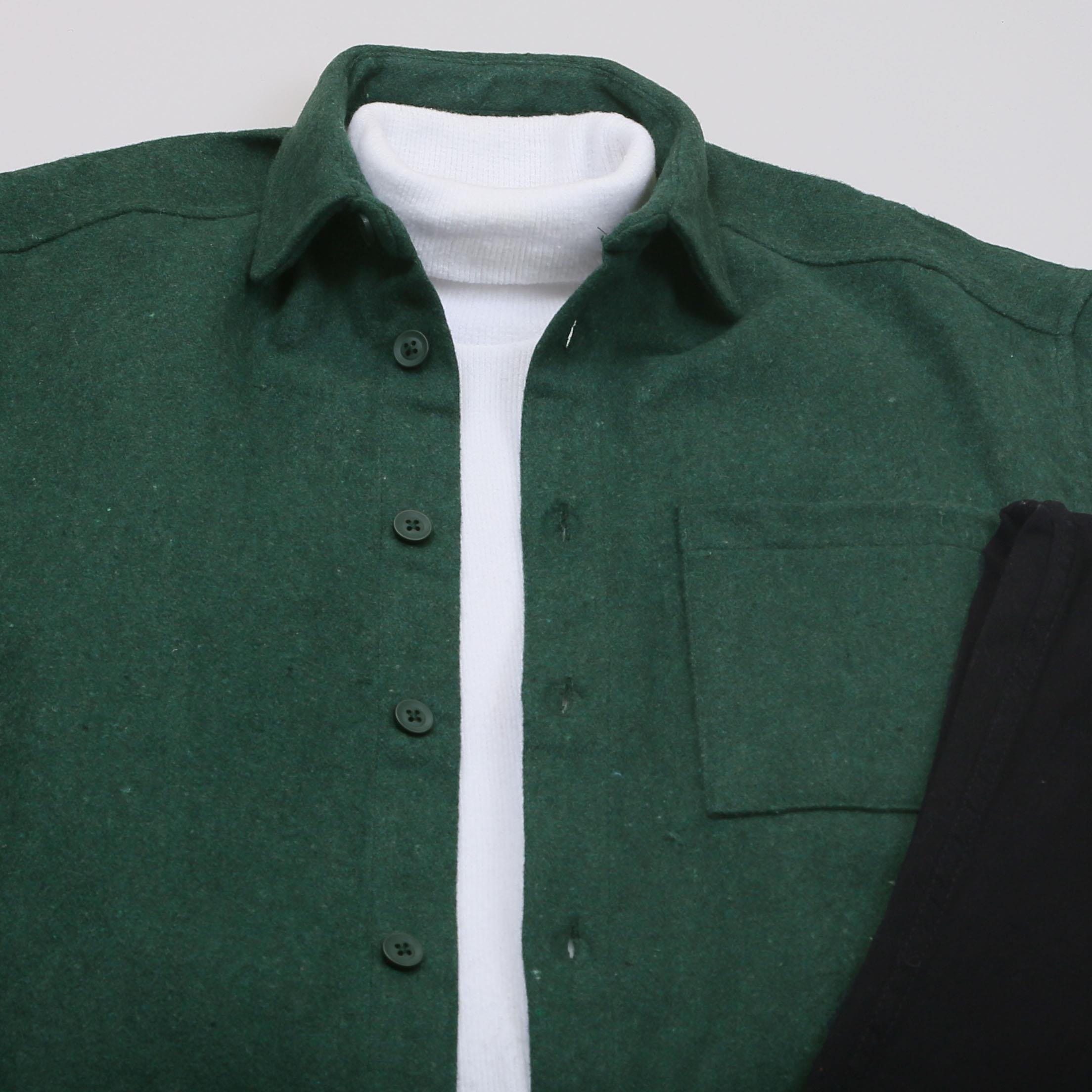 Yeşil Kaşe Gömlek Boğazlı Body Pantolon Bot Kombin