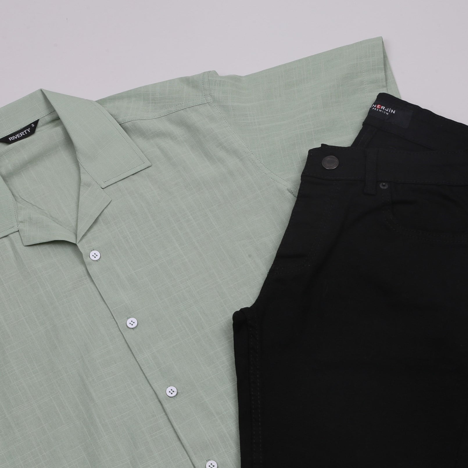 Yeşil Kısa Kollu Gömlek Pantolon Kombini Erkek | Slim Fit Şık Günlük Set