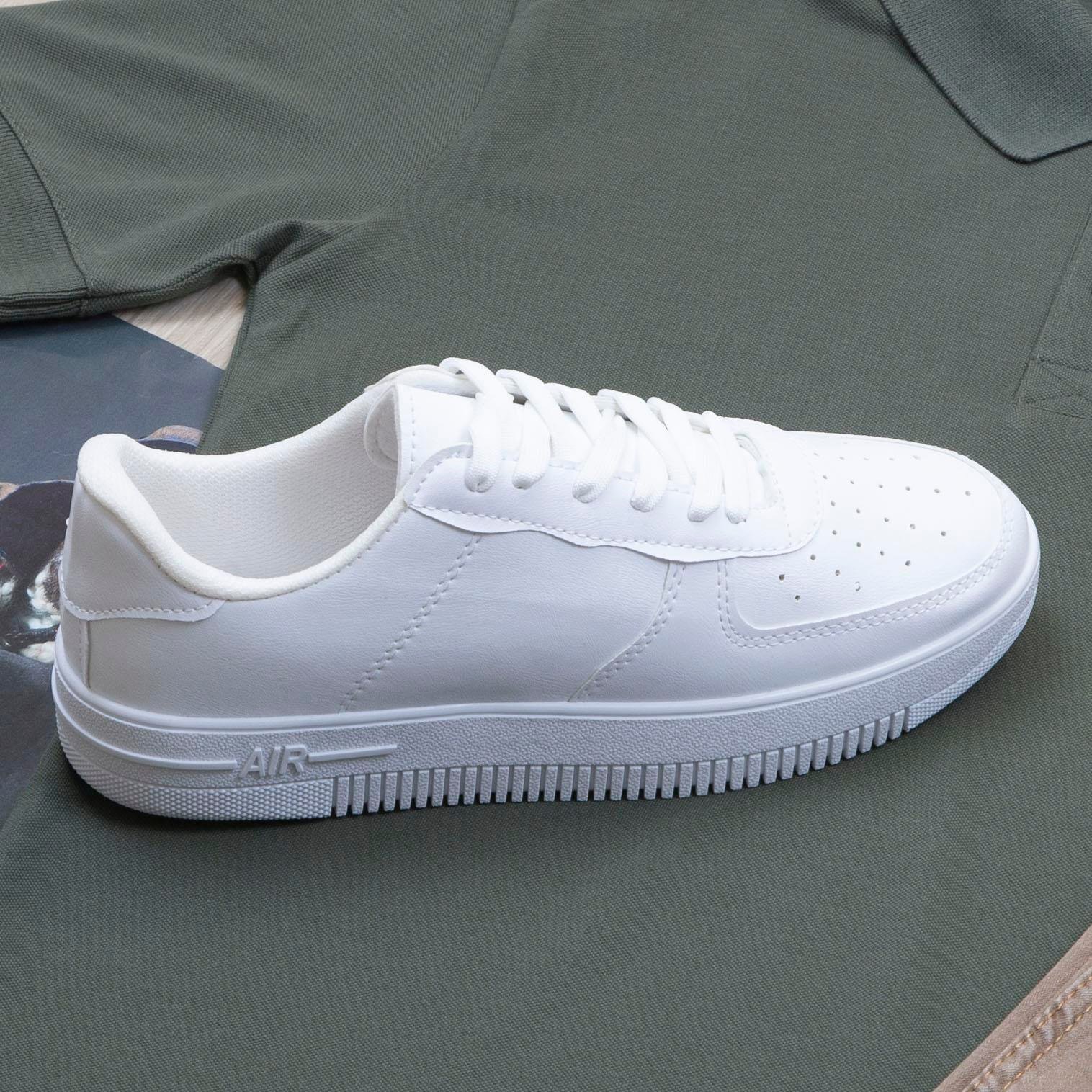 Yeşil Polo Yaka Tişört Pantolon Ayakkabı Kombin