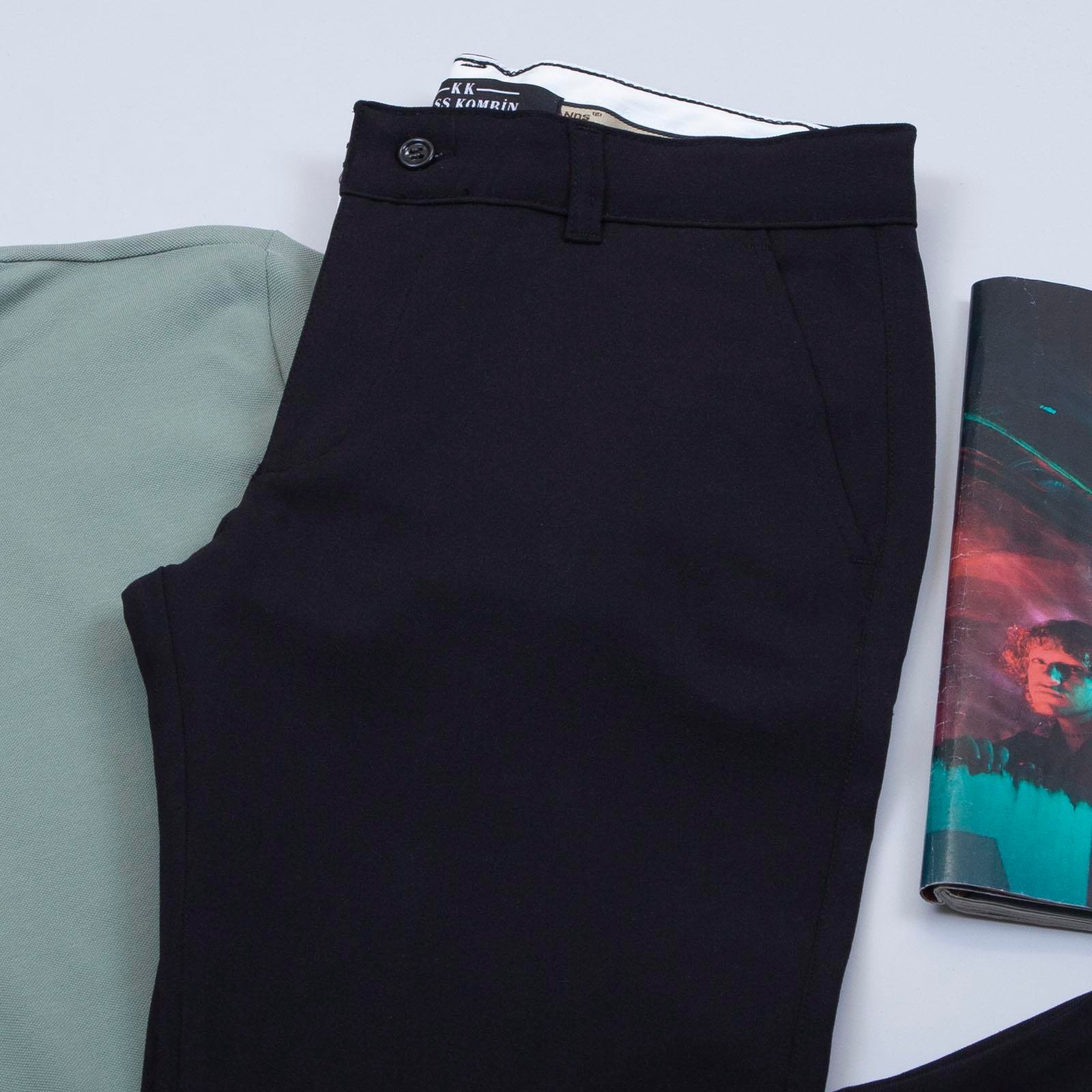 Yeşil Polo Yaka Tişört Pantolon Ayakkabı Kombin