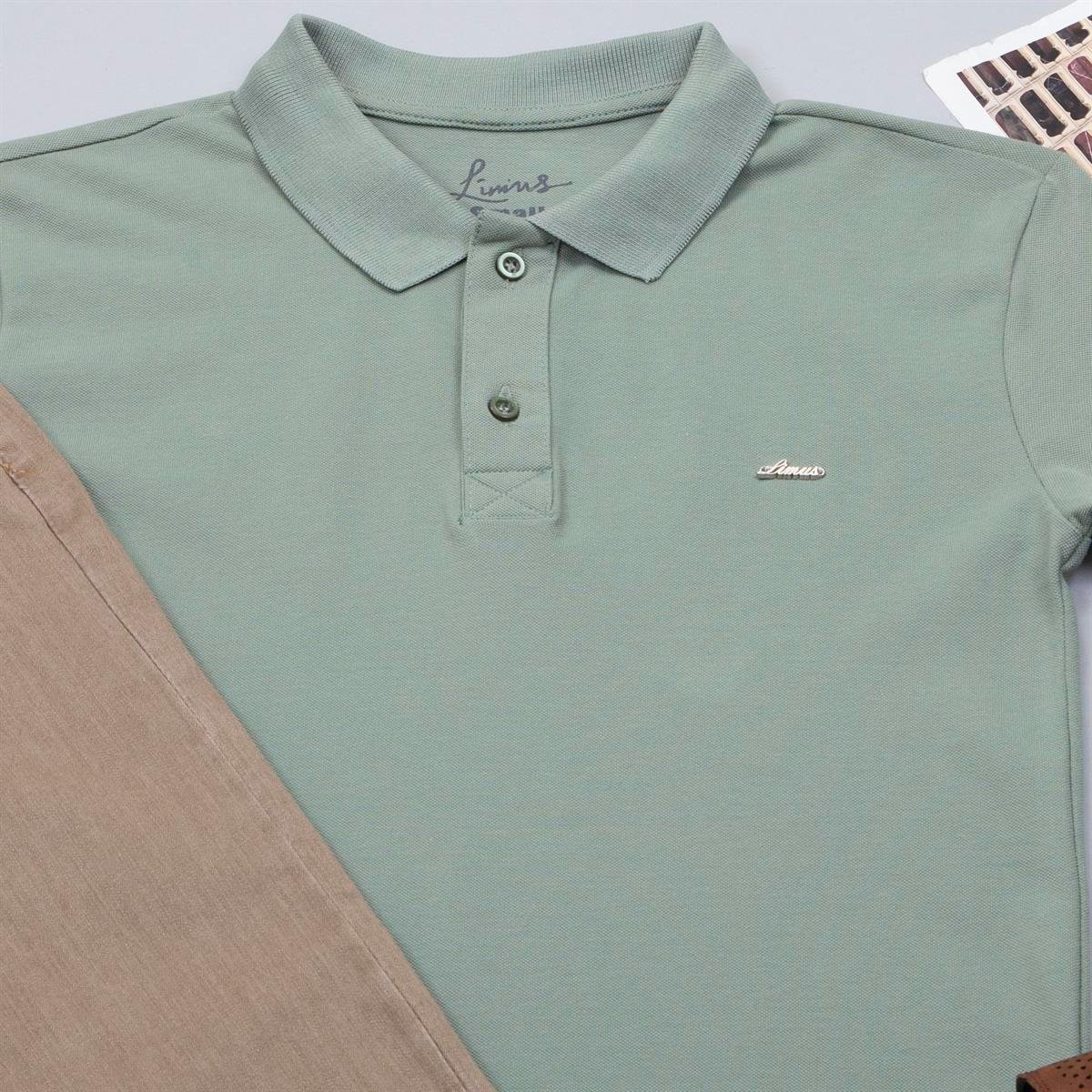 Yeşil Polo Yaka Tişört Pantolon Ayakkabı Kombin