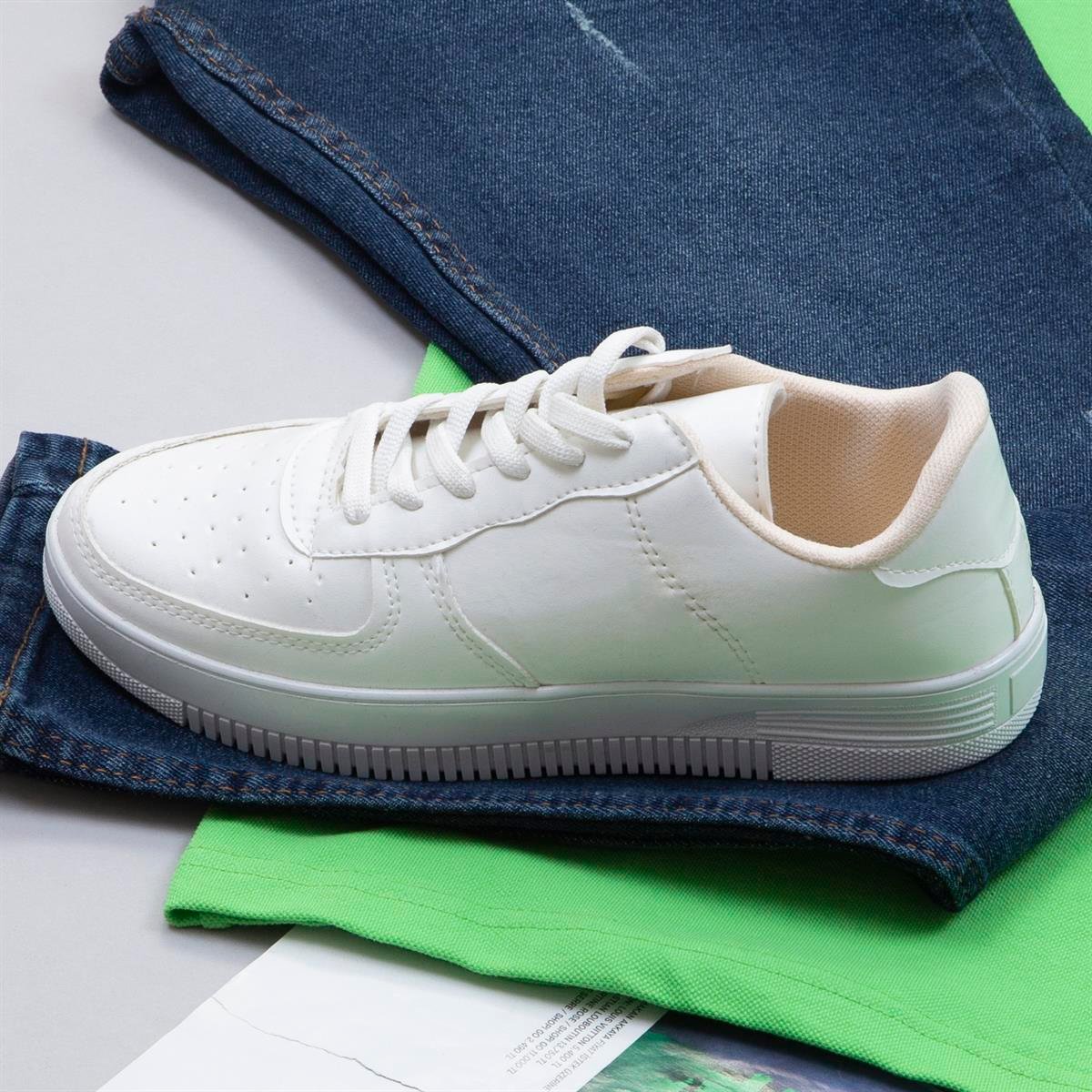 Yeşil Polo Yaka Tişört Pantolon Ayakkabı Kombin