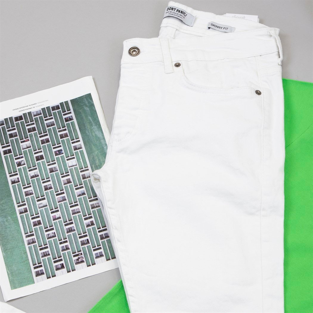 Yeşil Polo Yaka Tişört Pantolon Ayakkabı Kombin