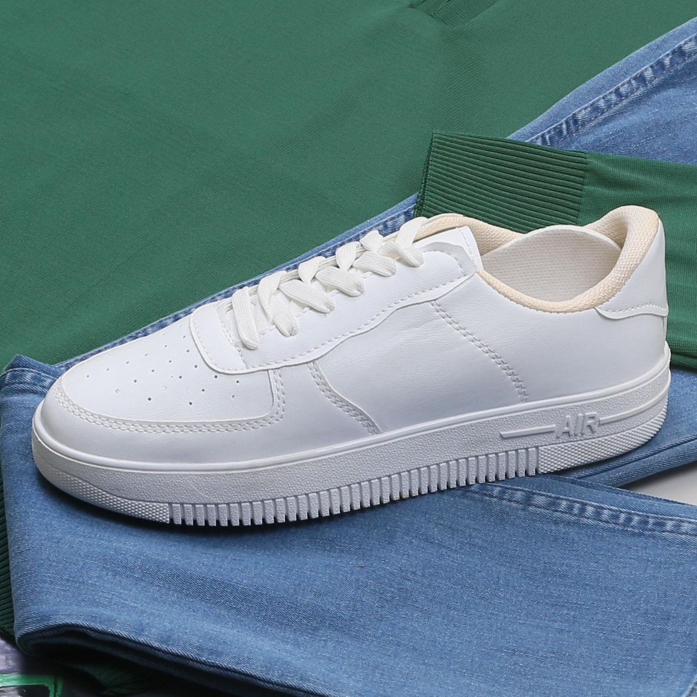 Yeşil Triko Polo Yaka Pantolon Ayakkabı Kombin