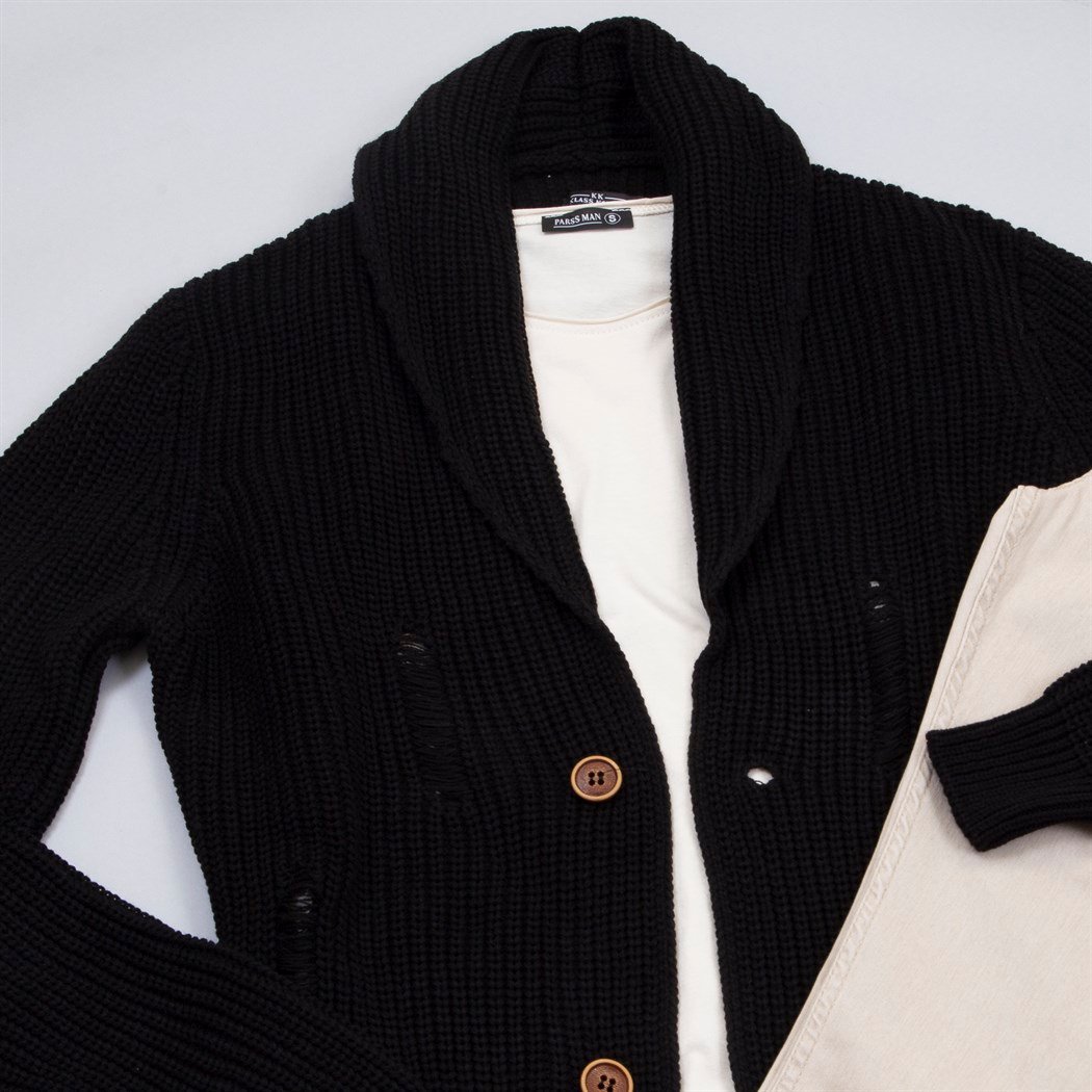 Yırtık Detaylı Siyah Hırka Tişört Pantolon Ayakkabı Kombin