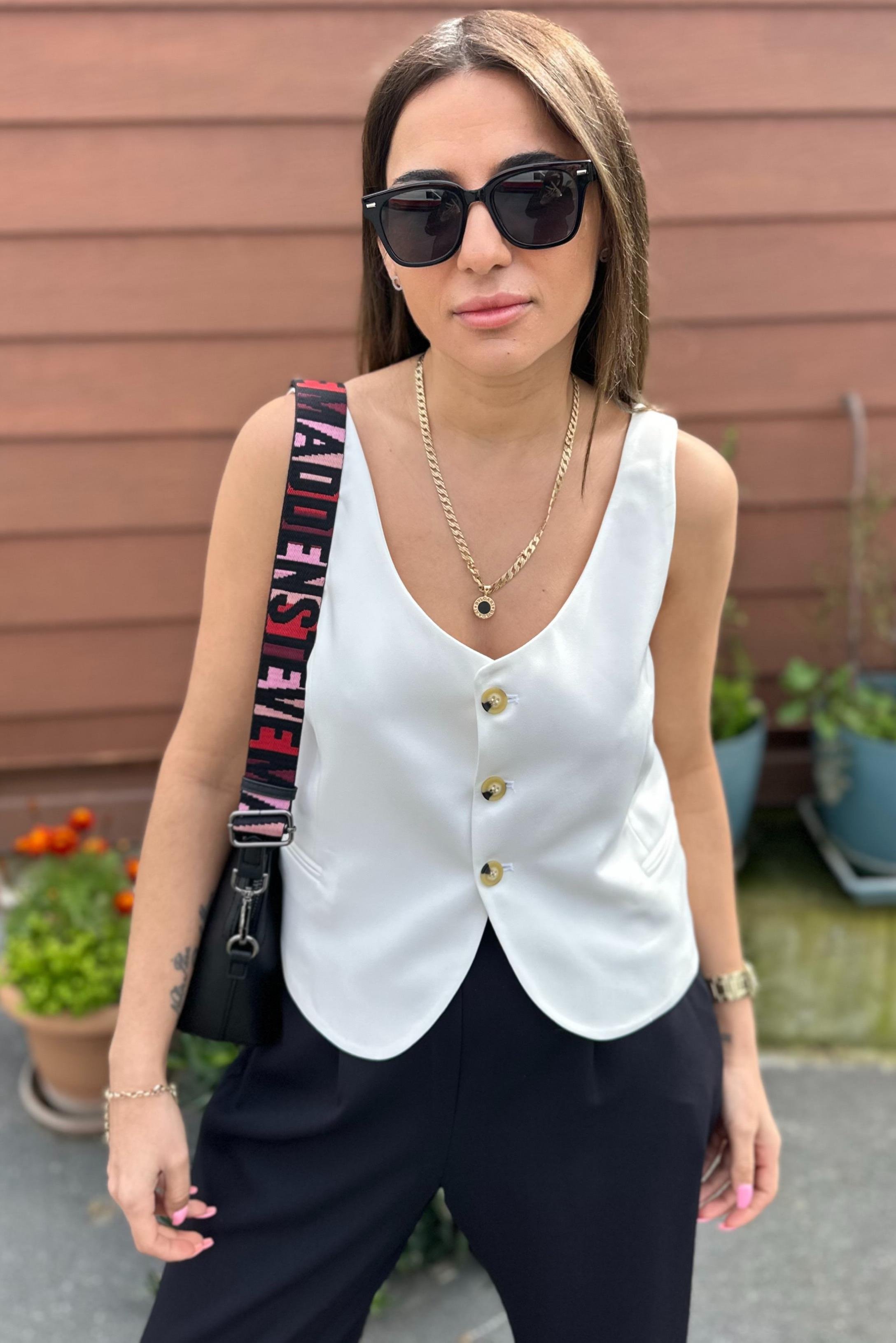 3 Düğmeli Beyaz Blazer YelekMONT/CEKET