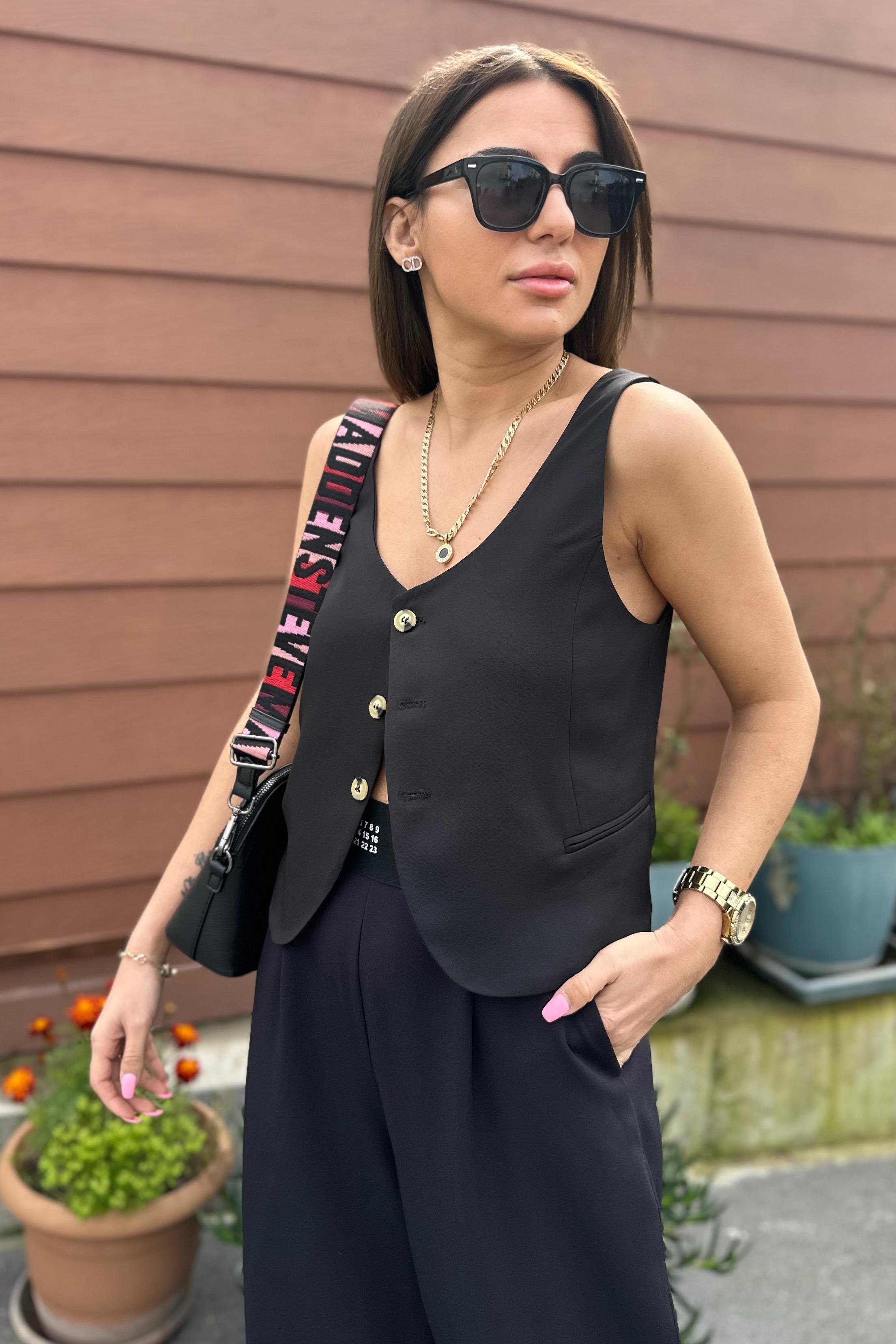 3 Düğmeli Siyah Blazer YelekMONT/CEKET