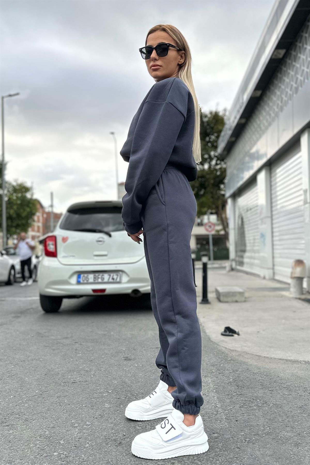 Antrasit Basic Eşofman TakımıTAKIMLAR