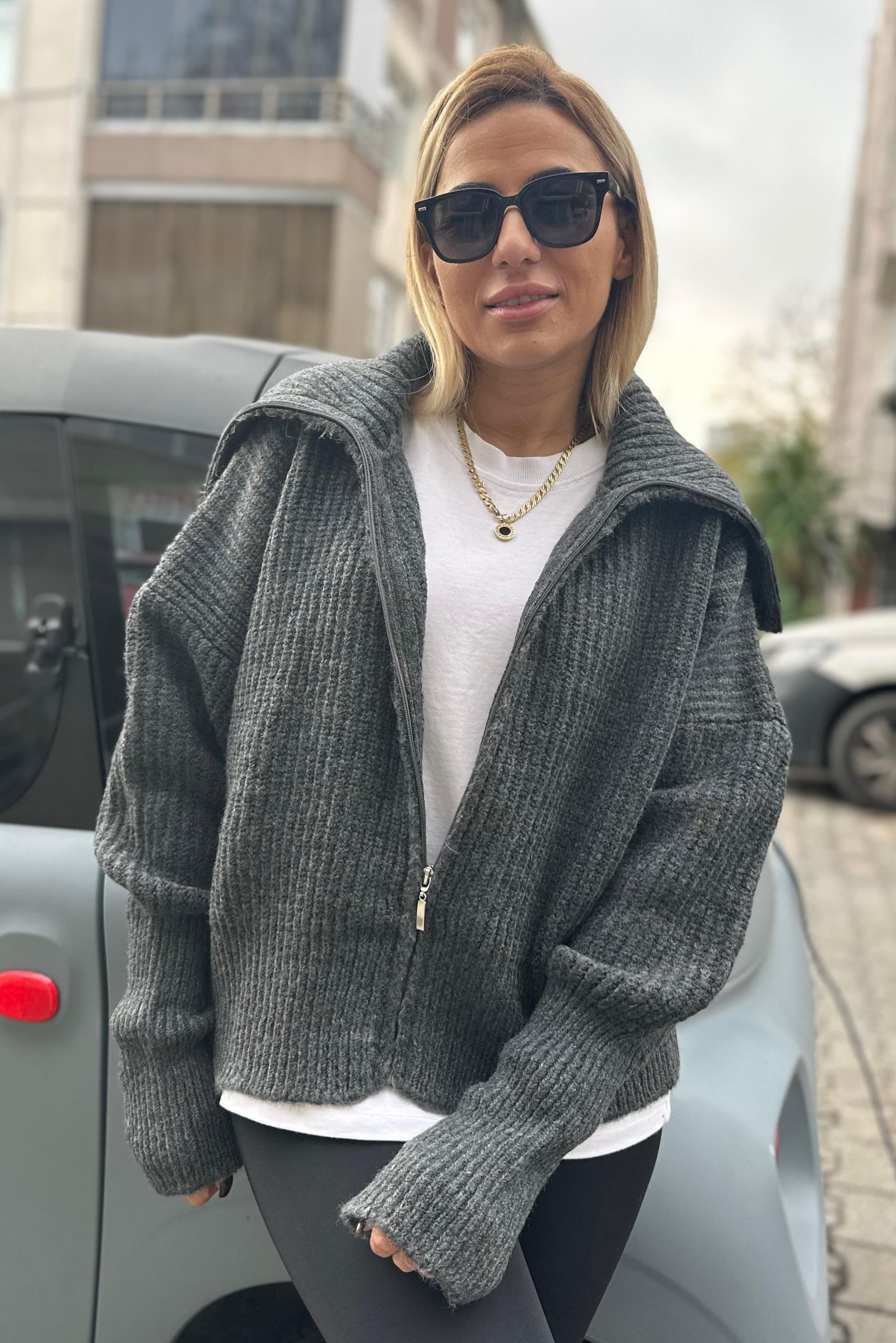 Antrasit Fermuarlı Degaje Yaka Triko HırkaHIRKA