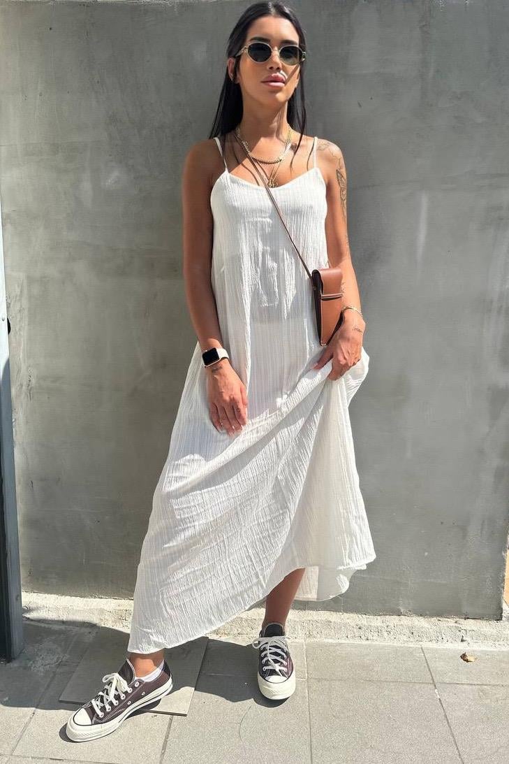 Askılı Beyaz Çan ElbiseELBİSE