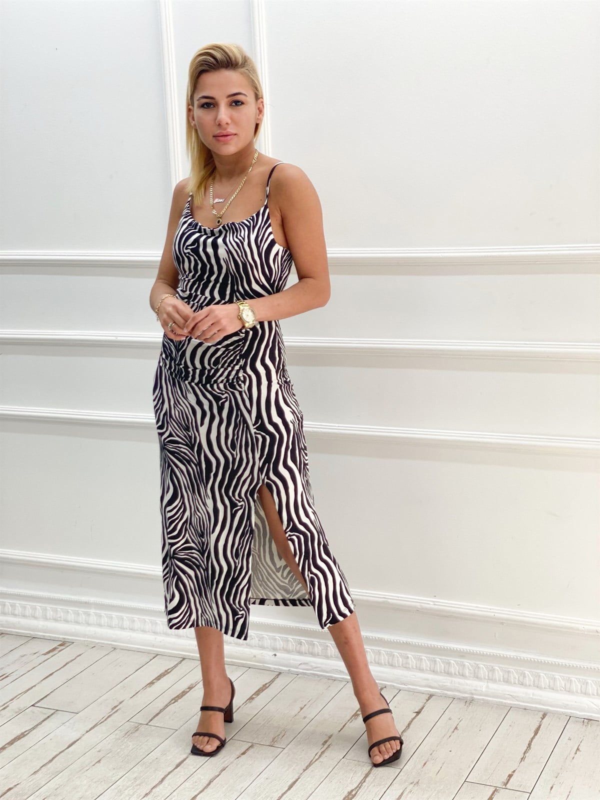 Ayarlanabilir Askılı Zebra ElbiseELBİSE