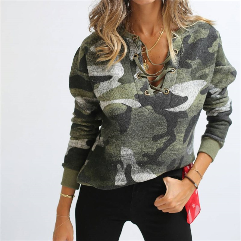 Bağcık Detaylı Kamuflaj Sweat