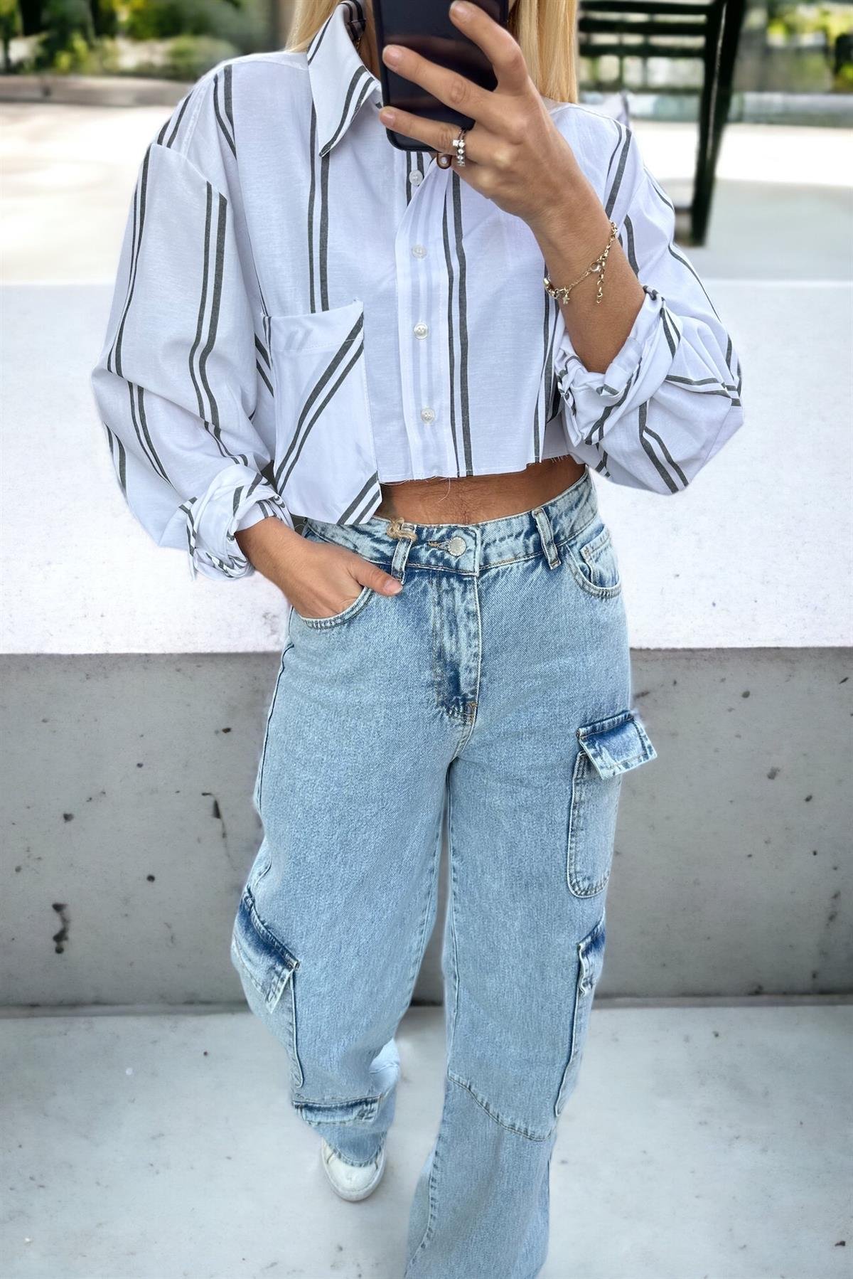 Beyaz Çizgili Cepli Mini GömlekGÖMLEK