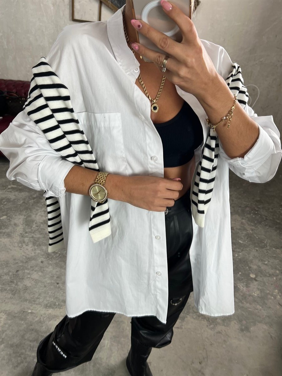 Beyaz Oversize Poplin GömlekGÖMLEK