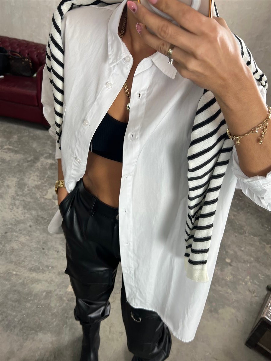 Beyaz Oversize Poplin GömlekGÖMLEK