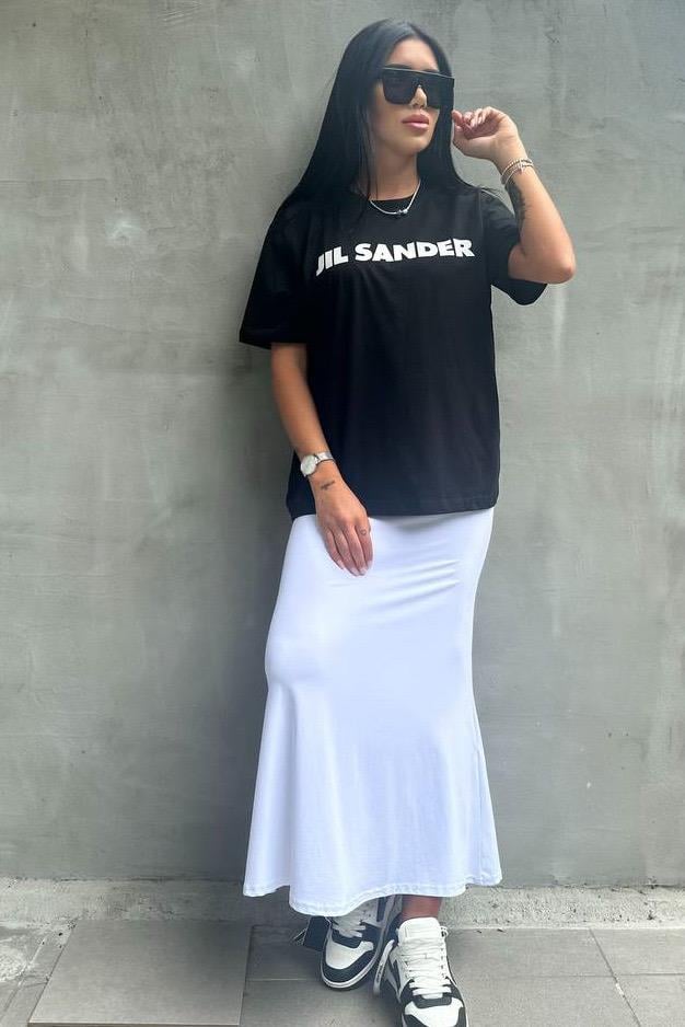 Beyaz Yazılı Siyah Jıl TshirtTSHİRT