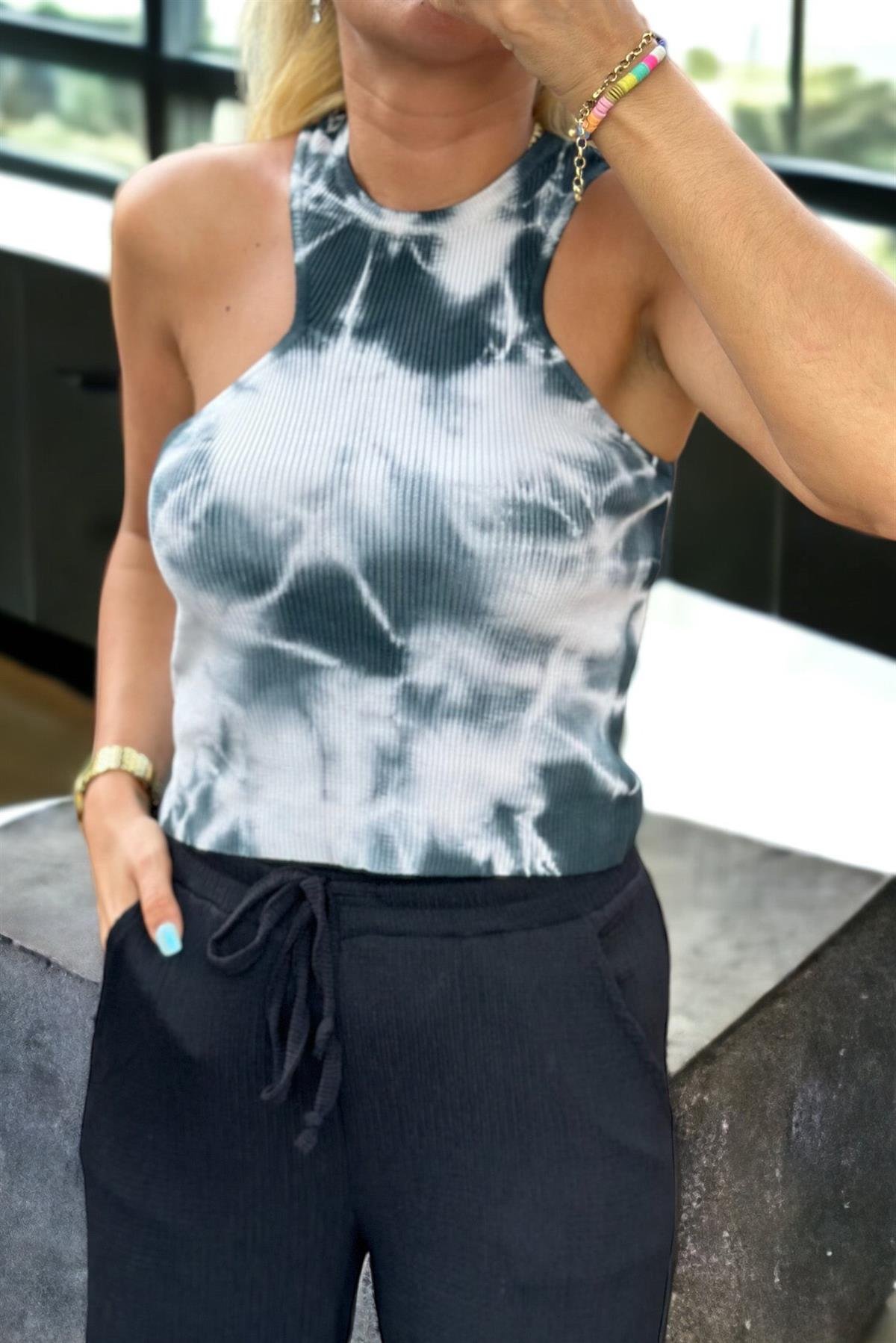 Bisiklet Yaka Siyah Batik Yüzücü AtletBLUZ