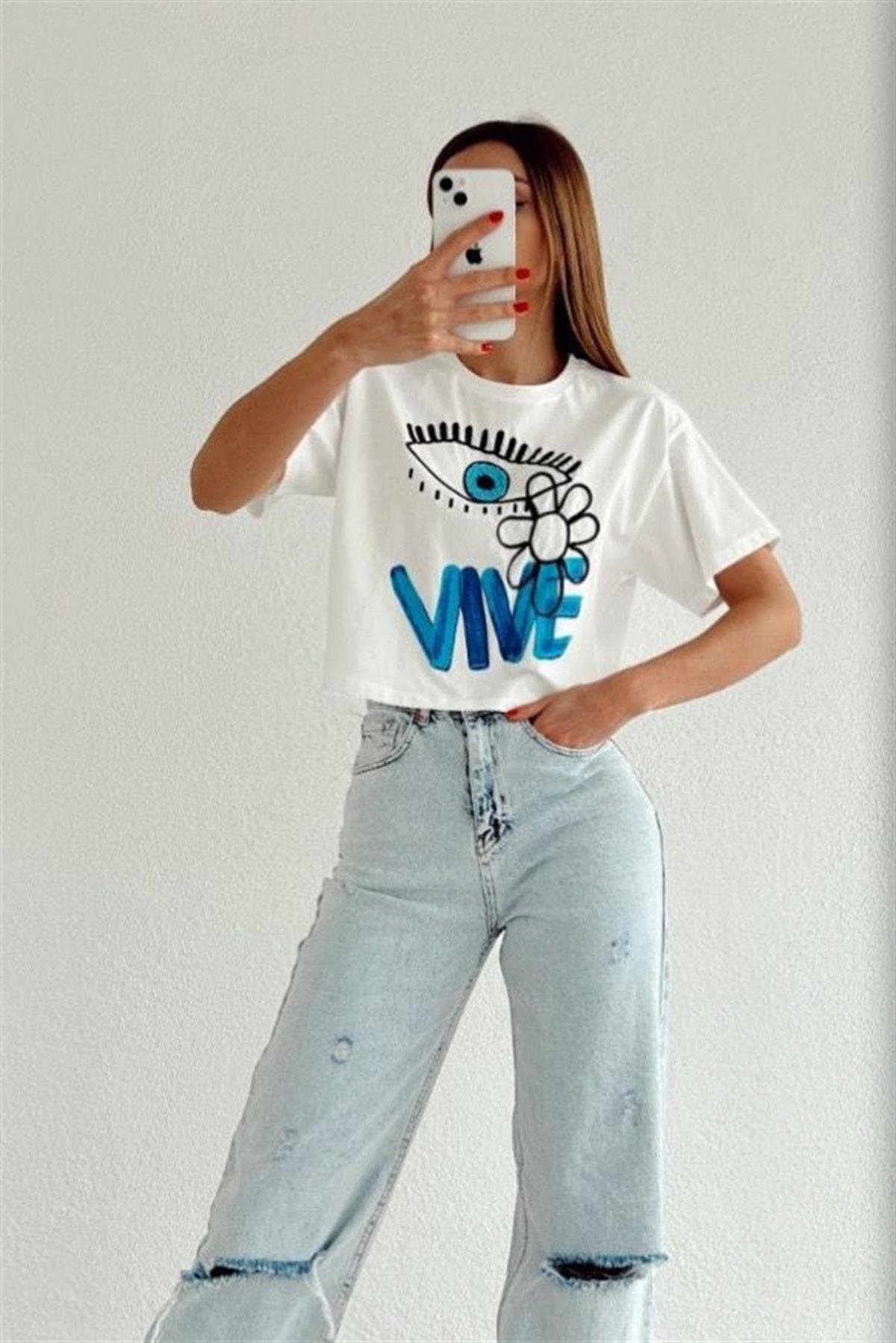 Boncuk Ve Nakış Detaylı TshirtTSHİRT