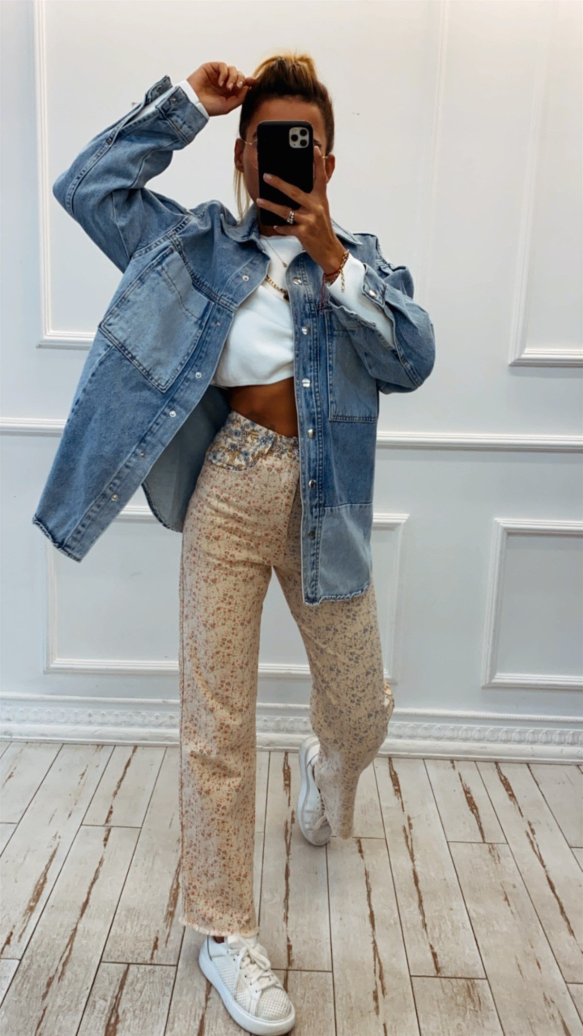 Büyük Cep Detaylı Denim Ceket