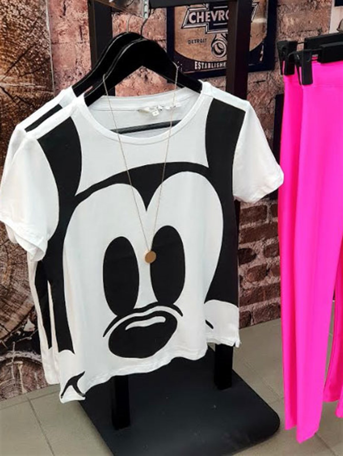 Büyük Mickey Suratlı Tshirt