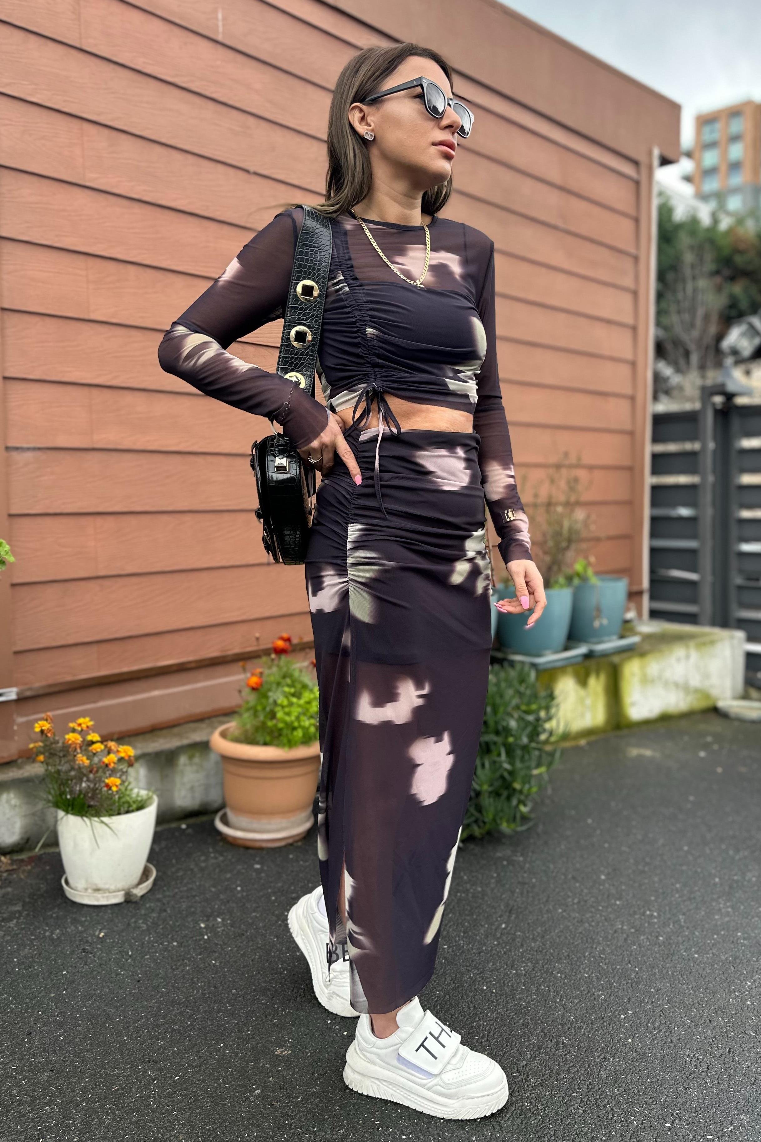 Büzgü Detaylı Tül Bluz Etek TakımÇOK SATANLAR