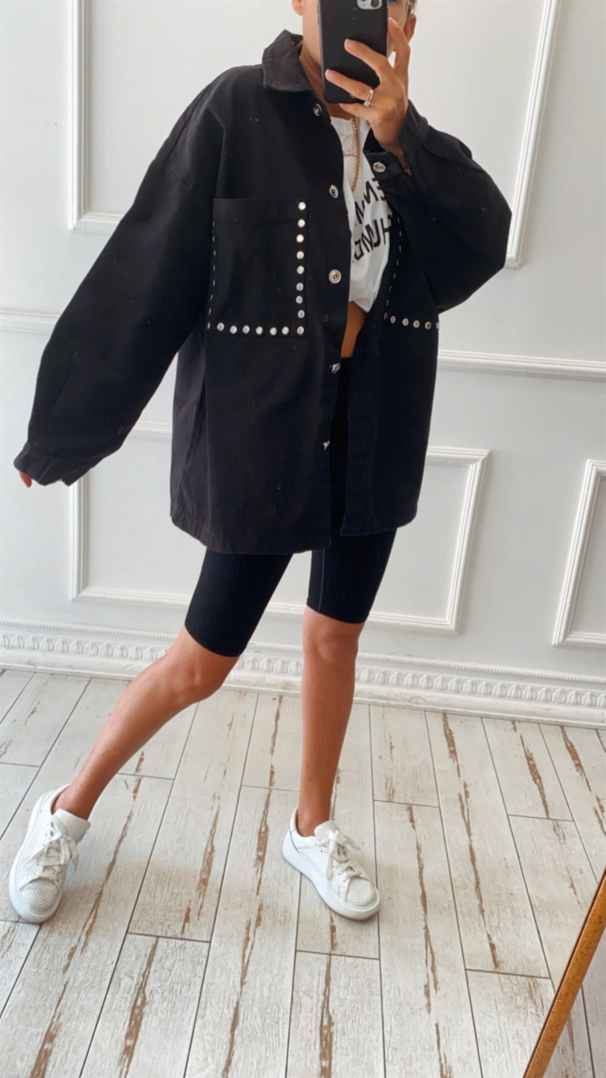 Cebi Pul Detaylı Denim Ceket