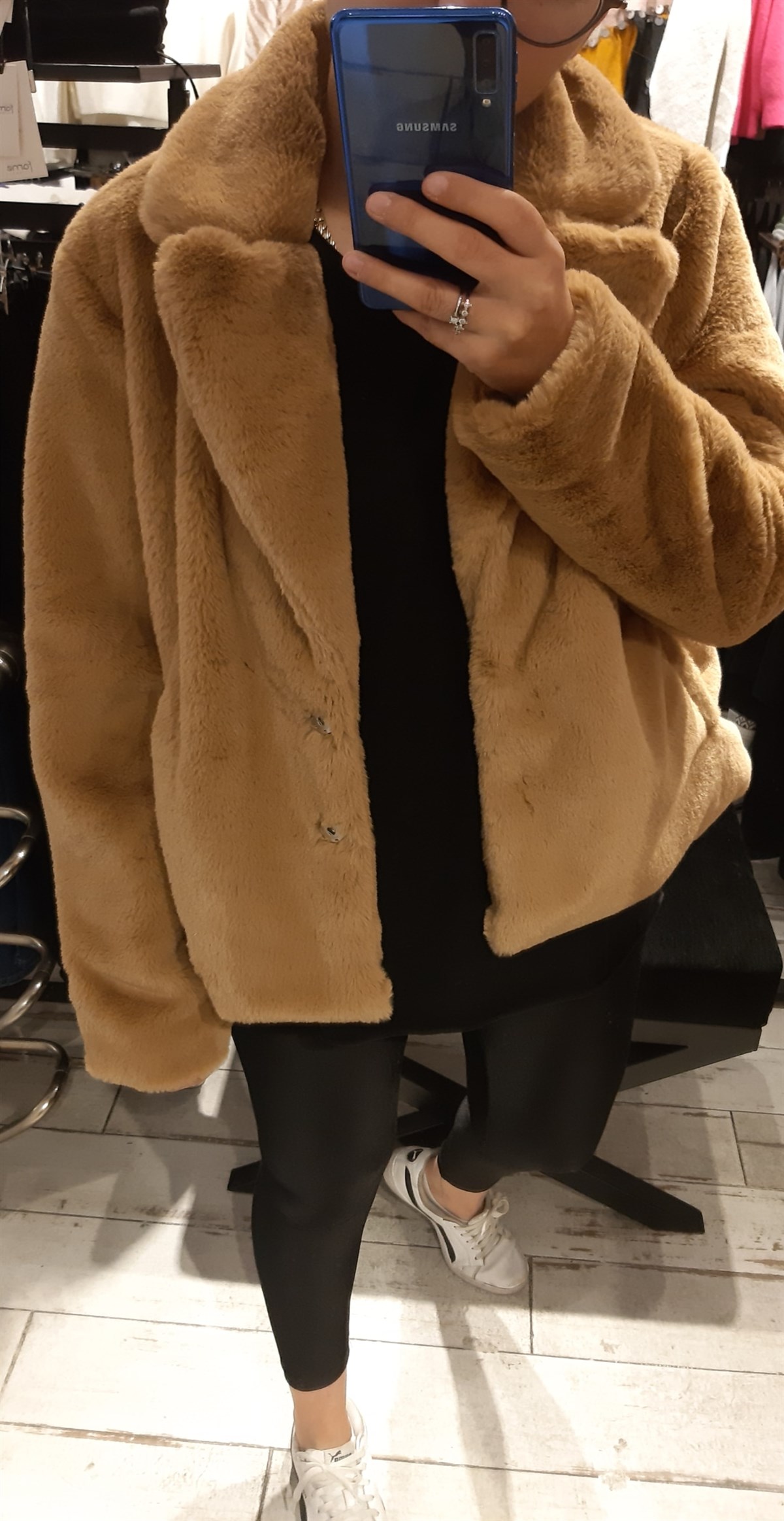 Ceket Yaka Peluş Mont