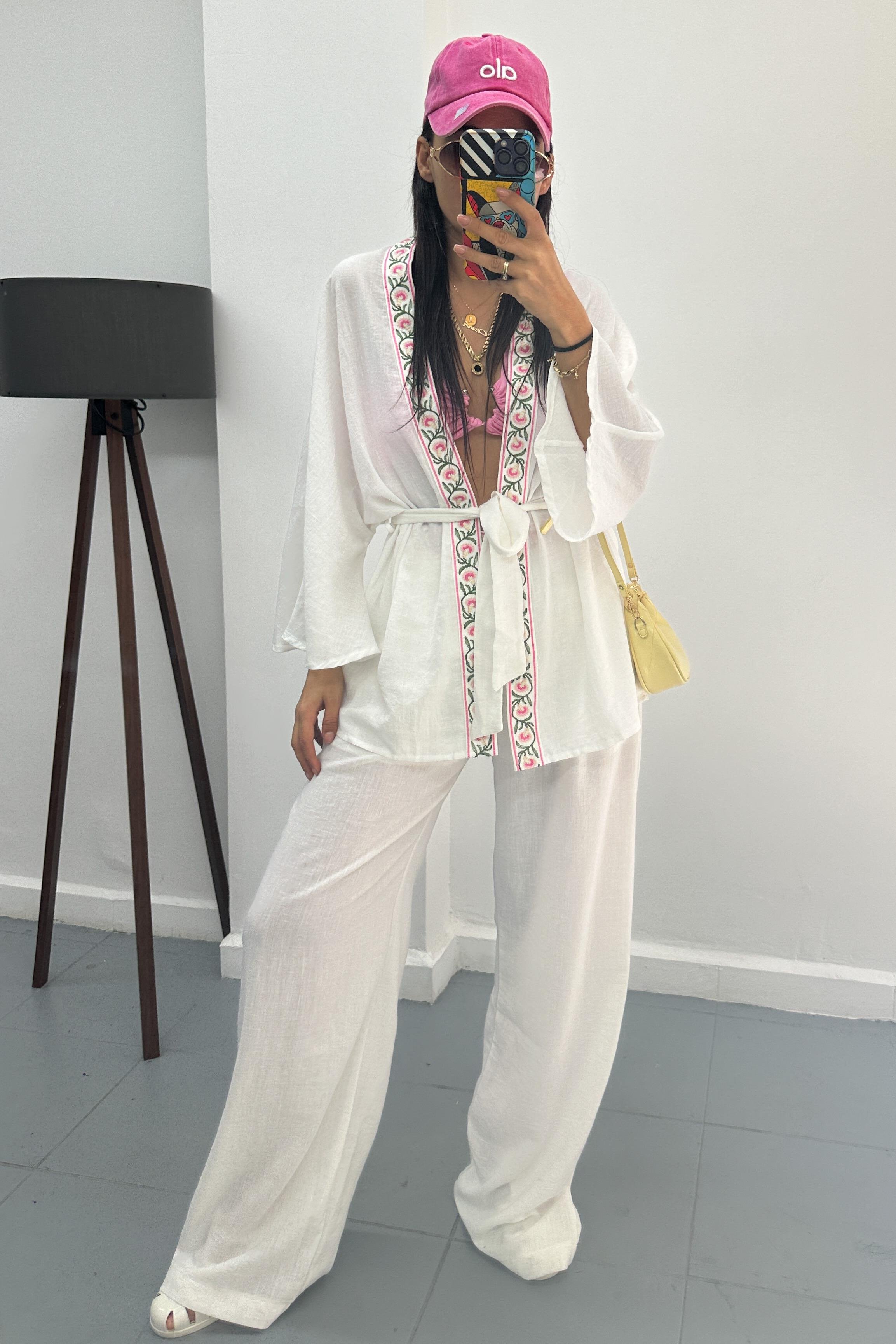 Çiçek Nakışlı Keten Kimono TakımTAKIMLAR