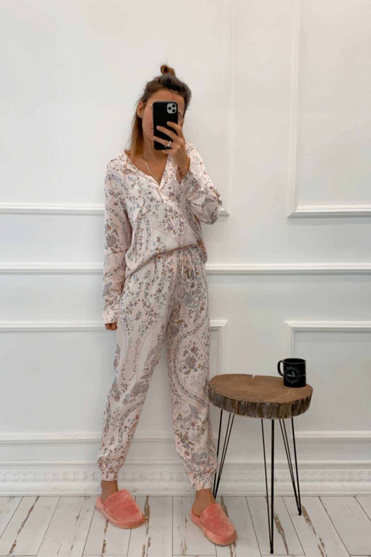 Çiçekli Paça Lastik Detay Pijama