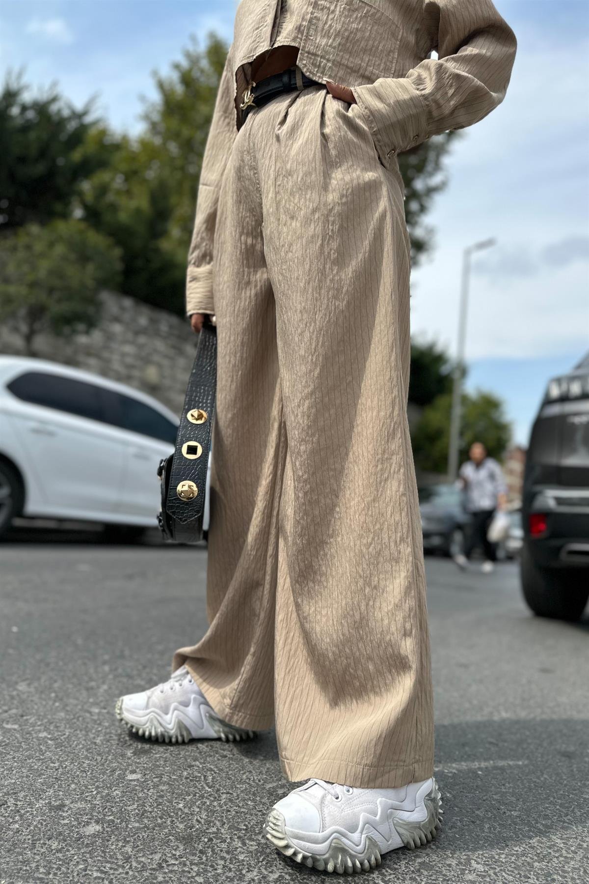Çizgili Camel PantolonPANTOLON