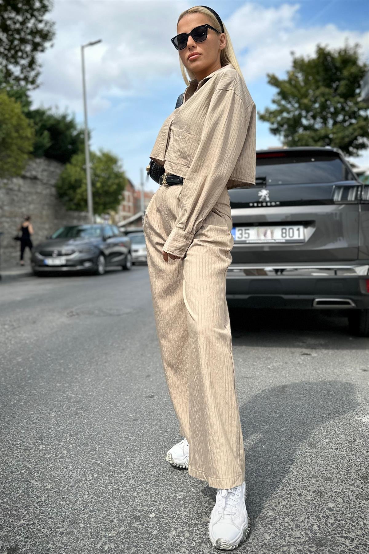 Çizgili Camel PantolonPANTOLON