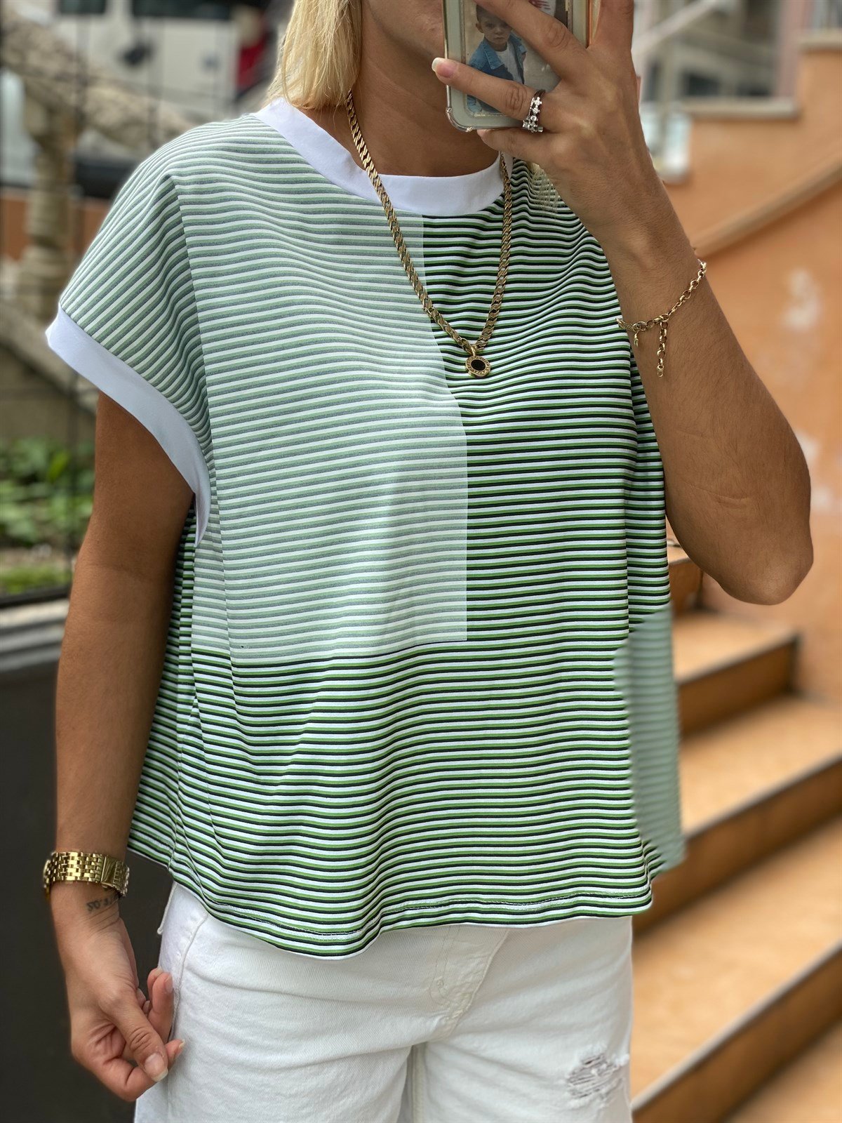 Çizgili Kolsuz TshirtTSHİRT