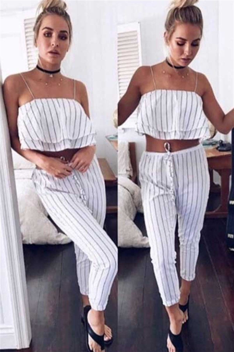 Çizgili Volanlı Bluz Midi Pantalon Takım
