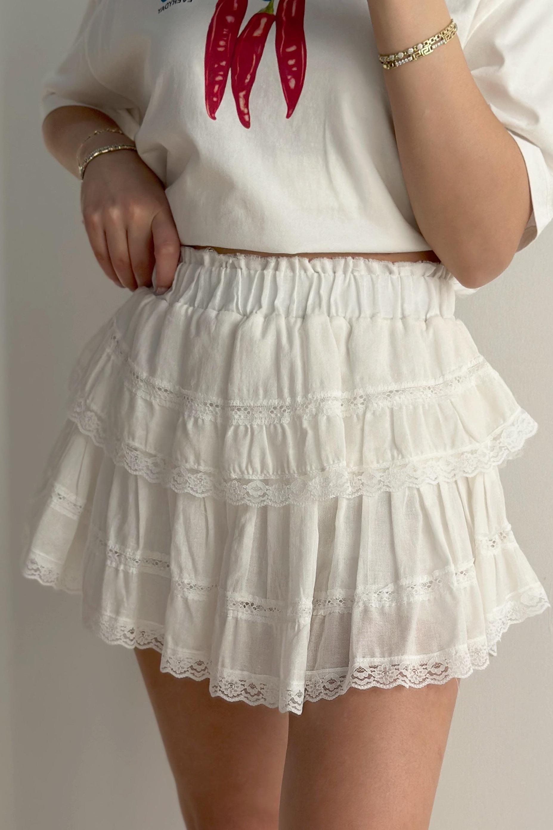 Dantelli Şortlu Ekru EtekETEK