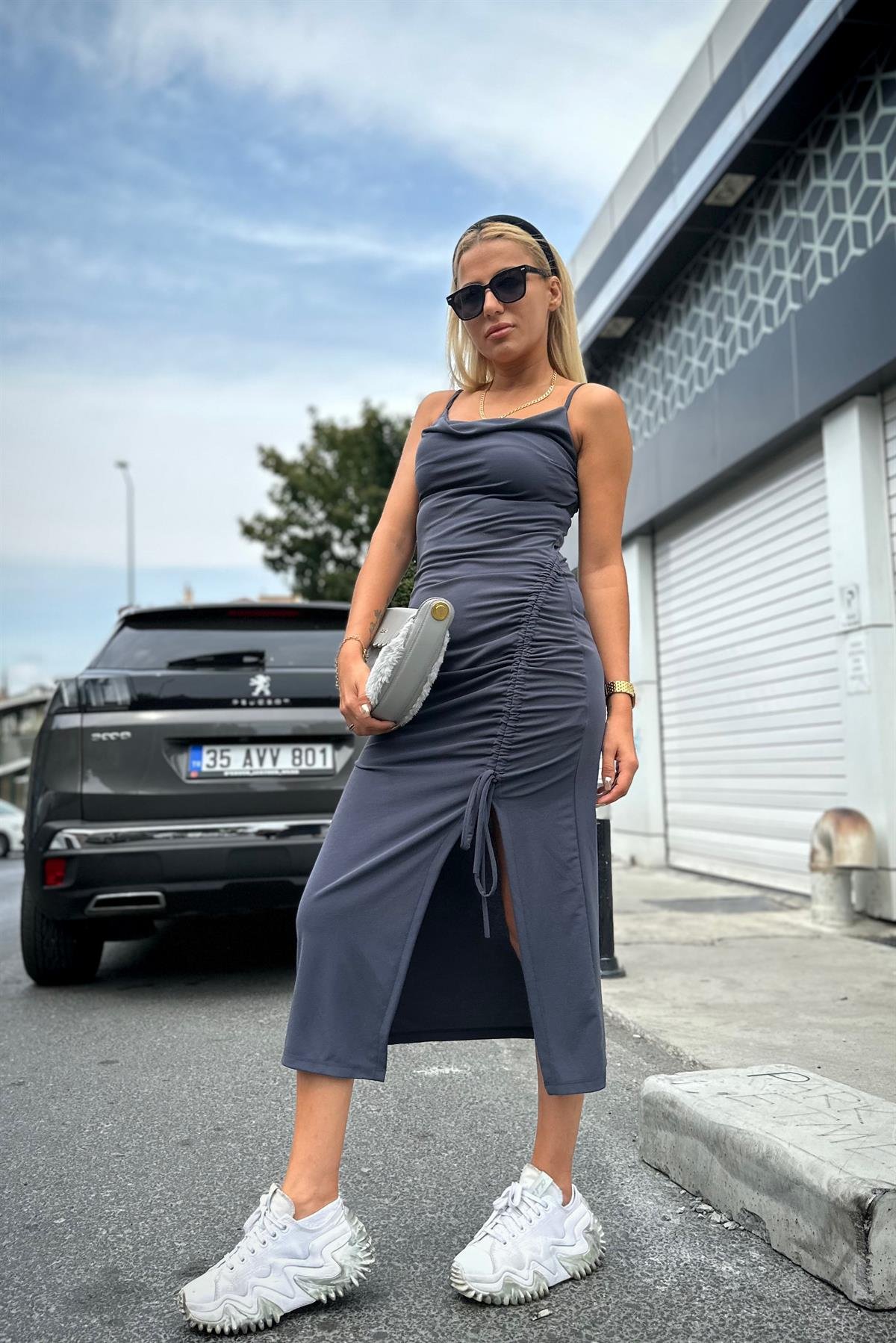 Degaje Yaka Antrasit ElbiseELBİSE