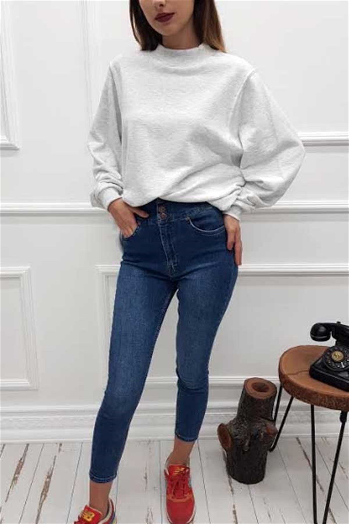 Dik Yaka Yarasa Kol Sweatshirt