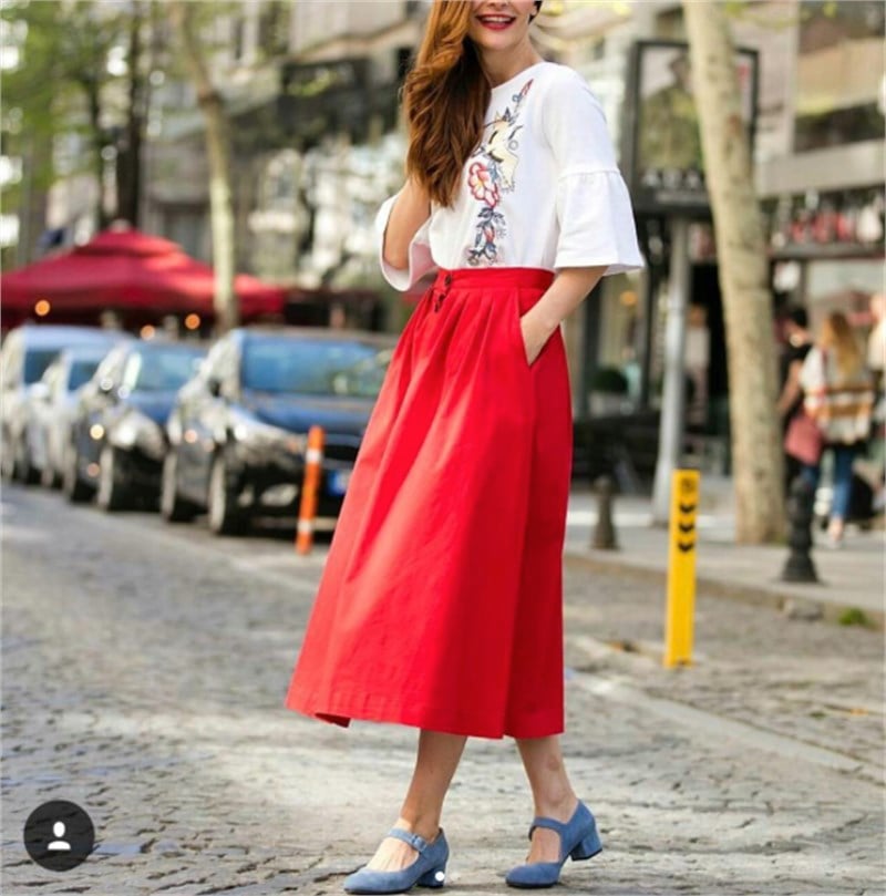 Düğmeli Cepli Midi Etek