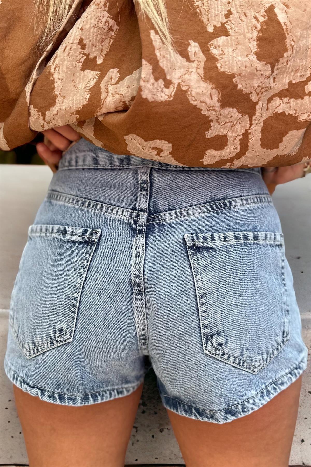 Düğmeli Denim Şort EtekŞORTLAR