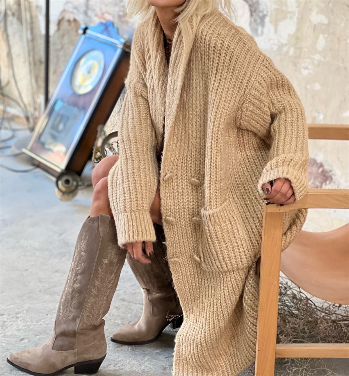 Düğmeli Maxi Boy HırkaHIRKA