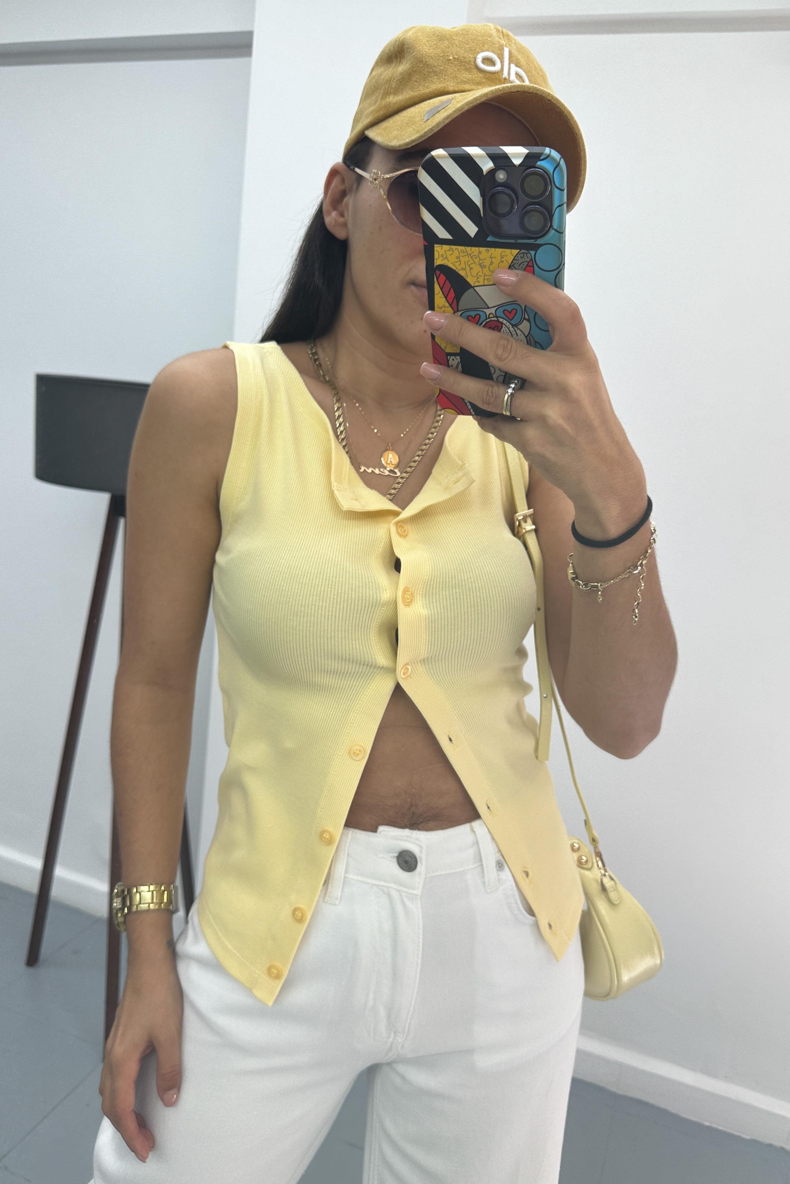 Düğmeli Örme Sarı Yelek YELEK