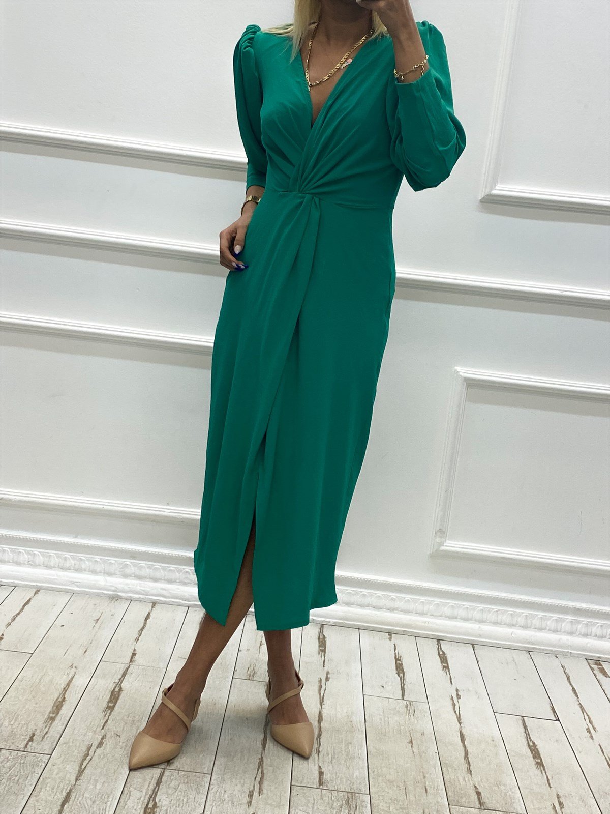 Düğüm Detaylı Midi ElbiseELBİSE